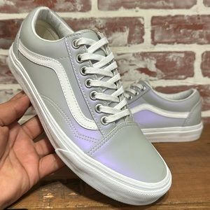 Vans Holographic Women’s shoes Sz8.5